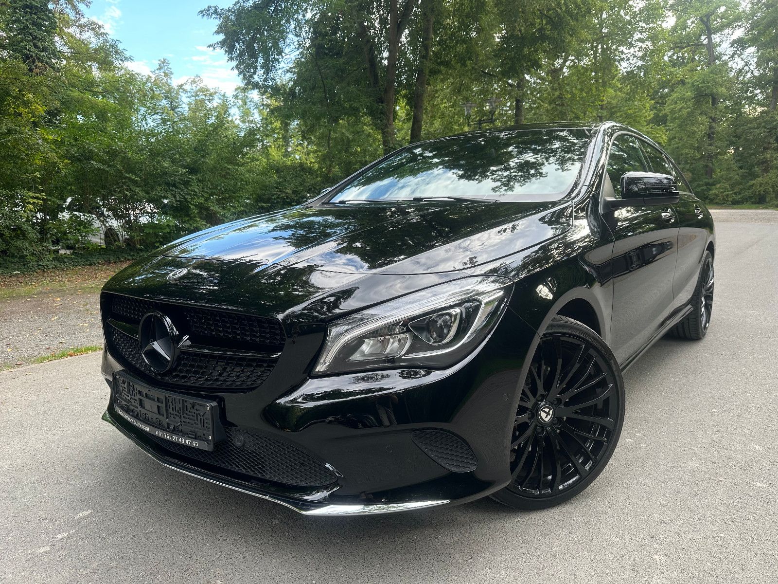 MERCEDES-BENZ CLA 180 Shooting Brake Score Super Optik
