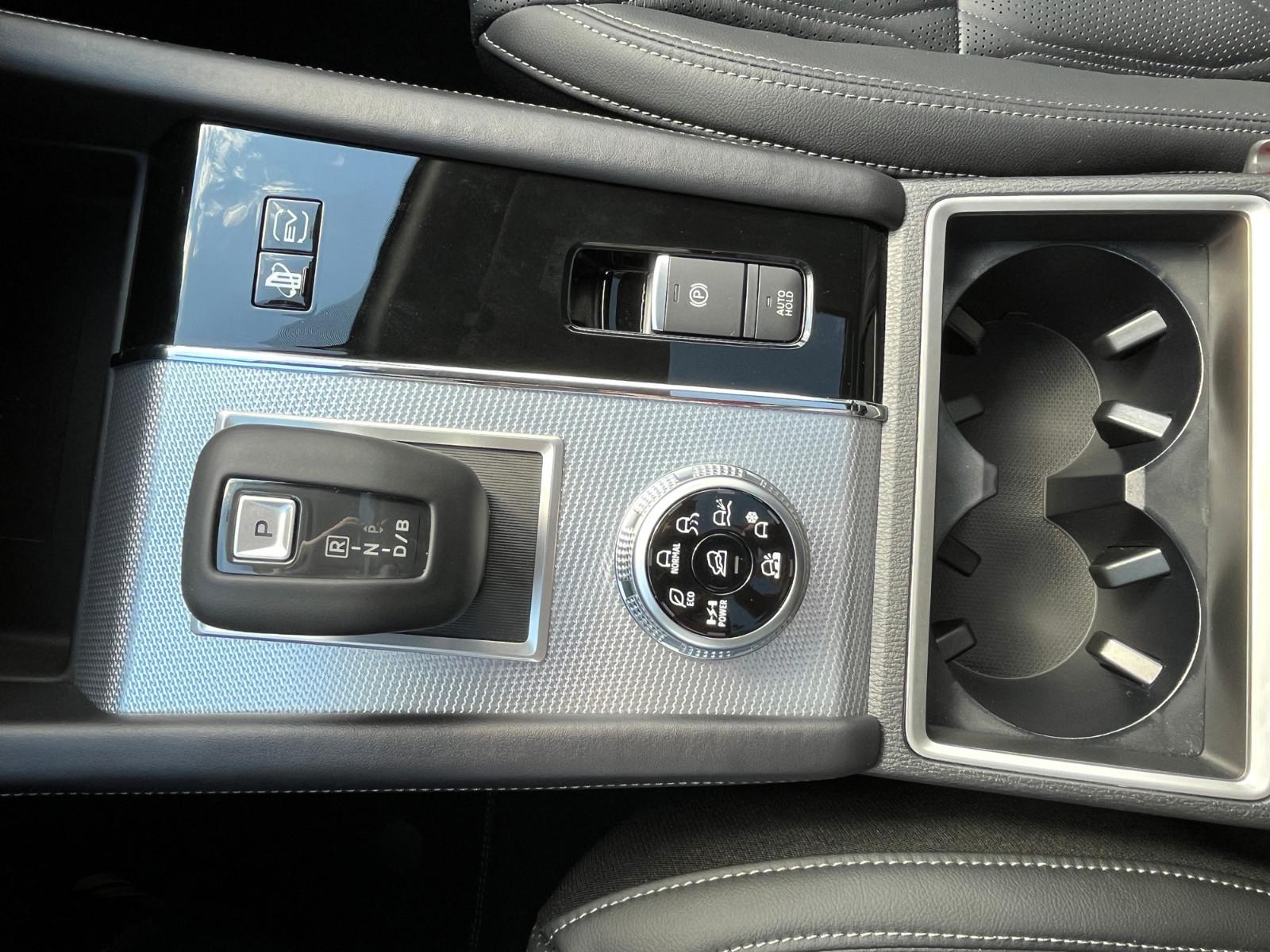 Mitsubishi Outlander 2.4L PHEV TOP 2-Farb