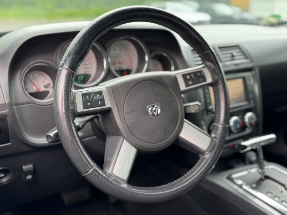 Fahrzeugabbildung Dodge Challenger 6.1 SRT8 Navi/SD/Leder Zweite Hand