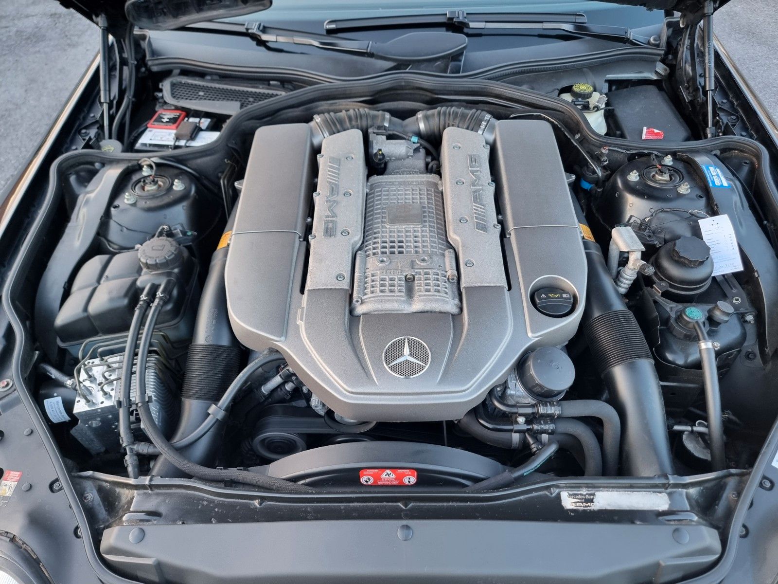 Fahrzeugabbildung Mercedes-Benz SL 55 AMG/BRD/2.Hd/MB-SH Tag 1 bis heute