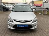 Hyundai i30 cw 1.4 FIFA WM Edition*KLIMA*SHZ*RCD*MFL*ALU - gebrauchte Hyundai i30 aus dem Jahr 2011