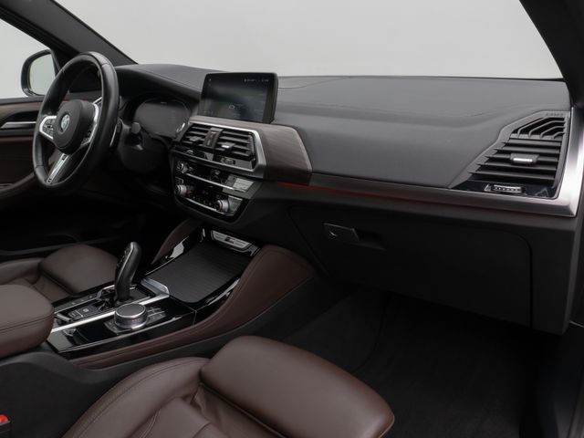 Foto Nummer 23: BMW X4 M40