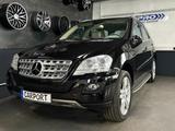 Mercedes-Benz ML 350 4MATIC/SCHIEBED./20ZOLL/SCHECKHEFT/KAMERA - aus 2010: Geländewagen