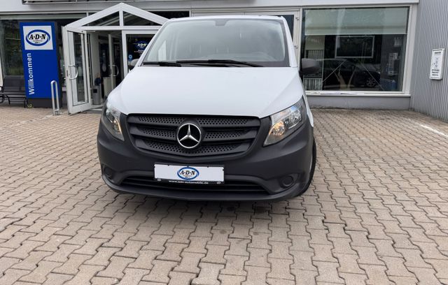 Mercedes-Benz Vito Kasten 111CDI kompakt *1.Hand*Schränke*AHK*