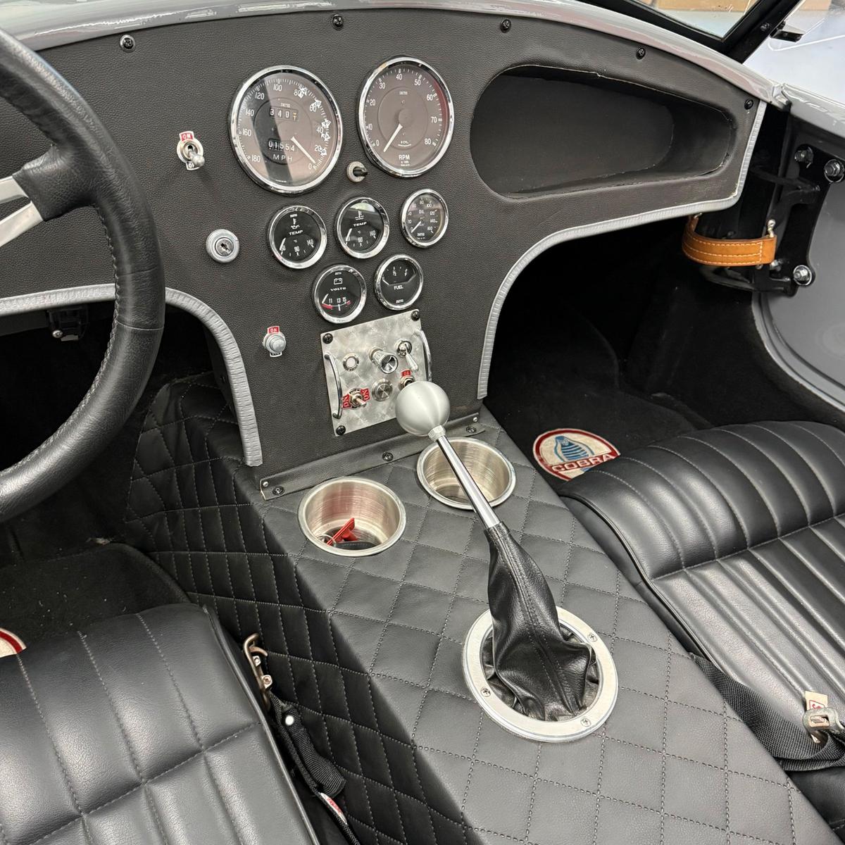 Cobra Factory Five Cobra/302cui/Edelbrock/Unfallfrei