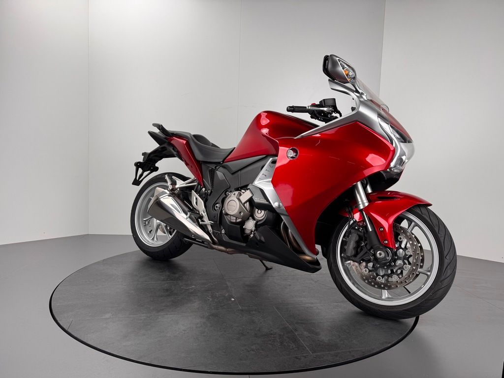 Fahrzeugabbildung Honda VFR 1200 DCT *KOFFER *TOP-ZUSTAND