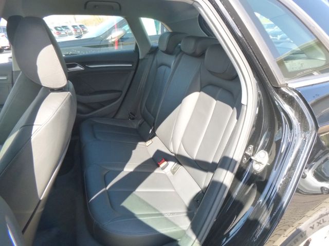 Fahrzeugabbildung Audi A3 Sportb 35 TFSI design >AUT/LEDER/Standheiz<