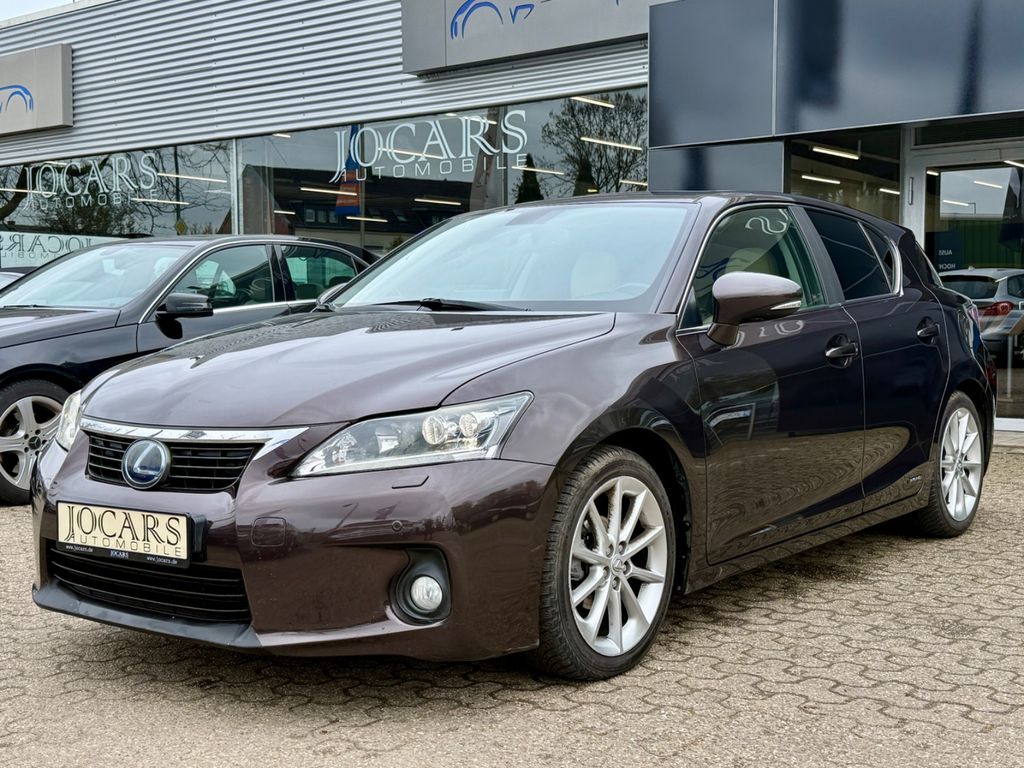 Lexus CT 200h