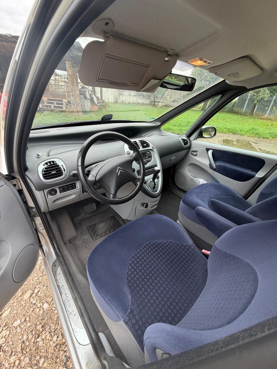 Citroën Xsara Picasso 2.0 16V Exclusive Autom. Exclusive