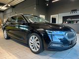 Skoda Octavia 2.0TDI DSG4x4 COMBI*LED*AMBIENTE*KEYLESS - Skoda Octavia mit Diesel-Antrieb: Kombi, Automatik