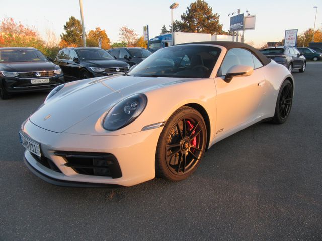 Porsche 911 Carrera 4 GTS Cabriolet PDK