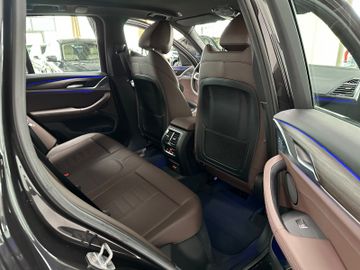 Fahrzeugabbildung BMW X3 xD30d M Sport SAG CockpitProf DAB Alarm HiFi
