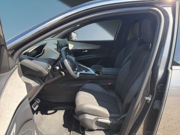 Peugeot 3008 1.2 PureTech 130 GT-Line NAVIKAMERAAHK