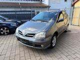 Nissan Almera Tino 1.8 - Nissan Almera Tino: Van