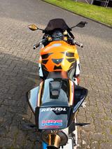 Honda CBR 1000 RR Fireblade  - HONDA 2005 FIREBLADE