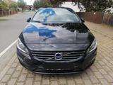 Volvo V60 D4 190PS Linje Svart(Sondermodel)V.LEDER+CAM - Volvo V60: Ps