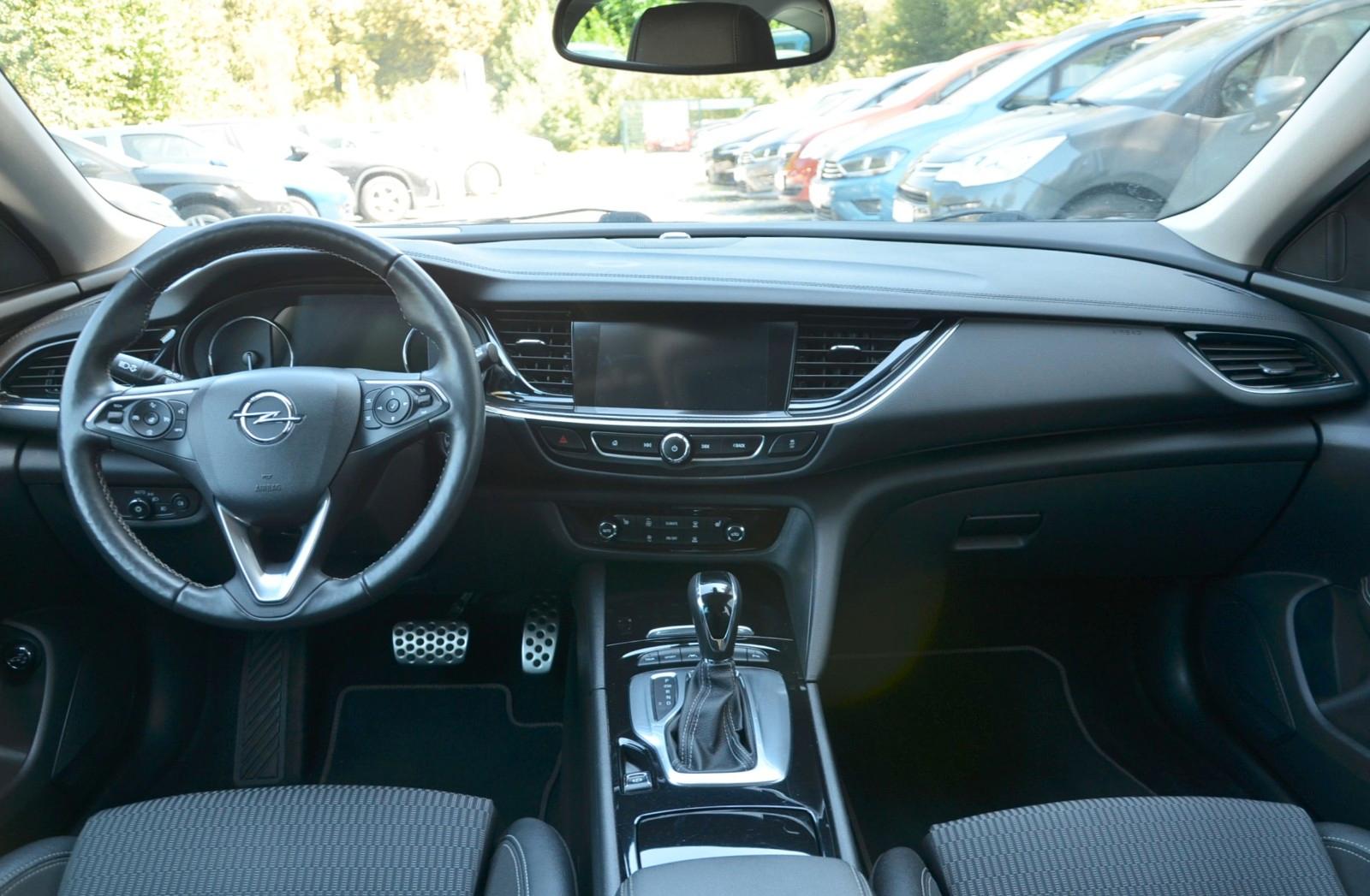 Opel Insignia B Sports Tourer 4x4 Automatik LED Navi
