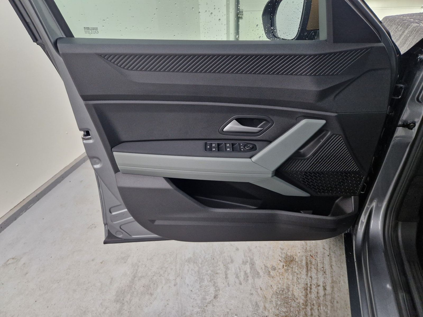 DACIA Bigster Extreme Hybrid 155 Elek. Heckklappe – Bild 43