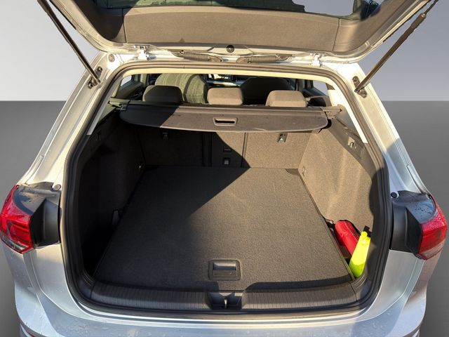 Golf VIII Variant 2.0 TDI Life DSG