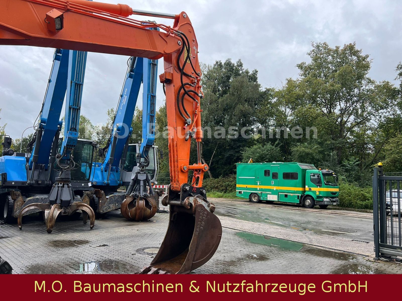 Fahrzeugabbildung Doosan DX 140W-3/Umschlagbagger/Vollgummibagger