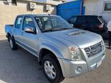 IsuzuD-Max-3.0T.D-4WD/4P-c.aut-km135000-2010 - gebrauchte Isuzu D-Max aus dem Jahr 2010