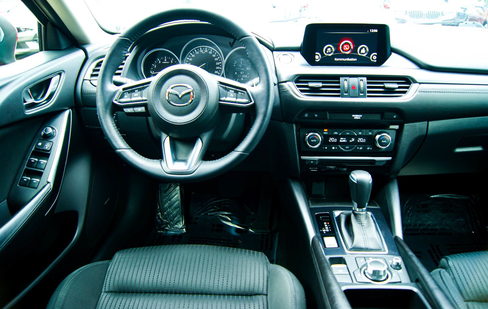 Fahrzeugabbildung Mazda 6 Kombi 2.0 Skyactiv-G 165 Kizoku IQ-LED 1.HAND