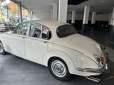 Jaguar MK II - Jaguar MK II