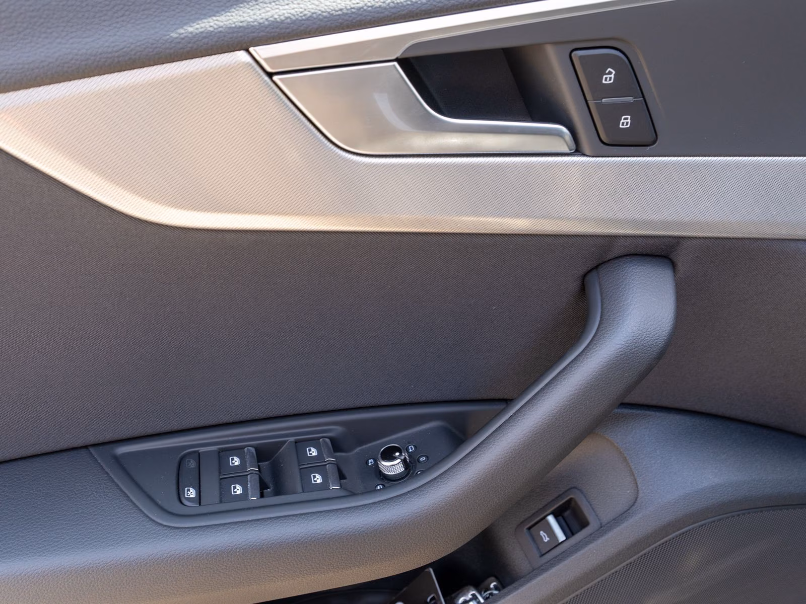 Audi A4 Avant advanced 40TDI NAVI MATRIX HUD RFK AHK, миниатюра 11