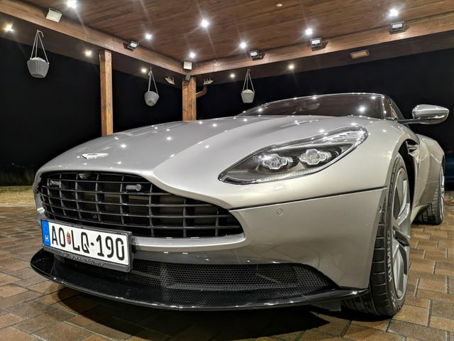 ASTON MARTIN DB11