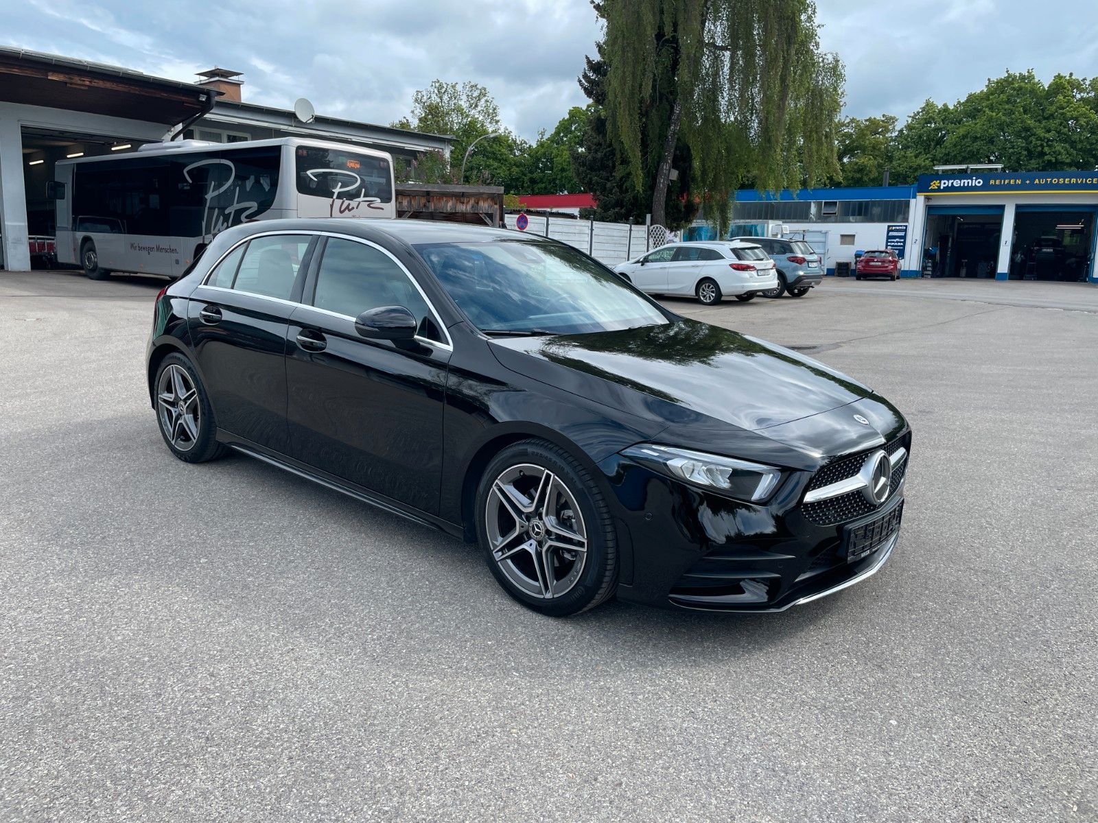 MERCEDES-BENZ A 200 d AMG*M.BEAM*KAMERA*AMBIENTE*MBUX*LED*