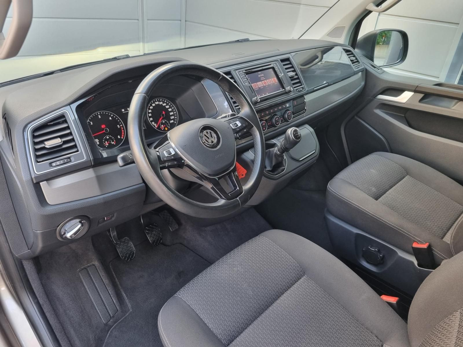 Volkswagen T6 2.0 TDI Multivan Trendline foto 13