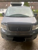 Volkswagen T5 Caravelle - graue Volkswagen T5 Caravelle