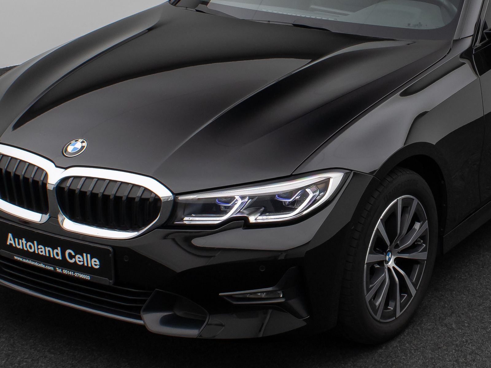 Fahrzeugabbildung BMW 320d Sport Line Laser DAB CockPitPro PDC Komfort