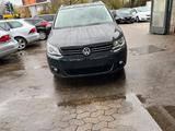 Volkswagen Touran Cup 1.2 TSI Navigation-Climatronic - Volkswagen Touran CUP mit Benzin-Antrieb