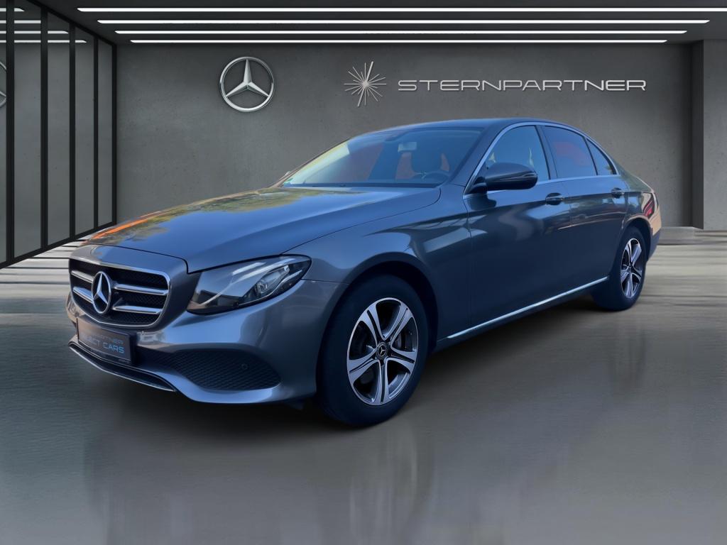 Mercedes-Benz E 200 AVANTGARDE+AHK+NAVI+PTS+LED+TOTW+APPLECAR