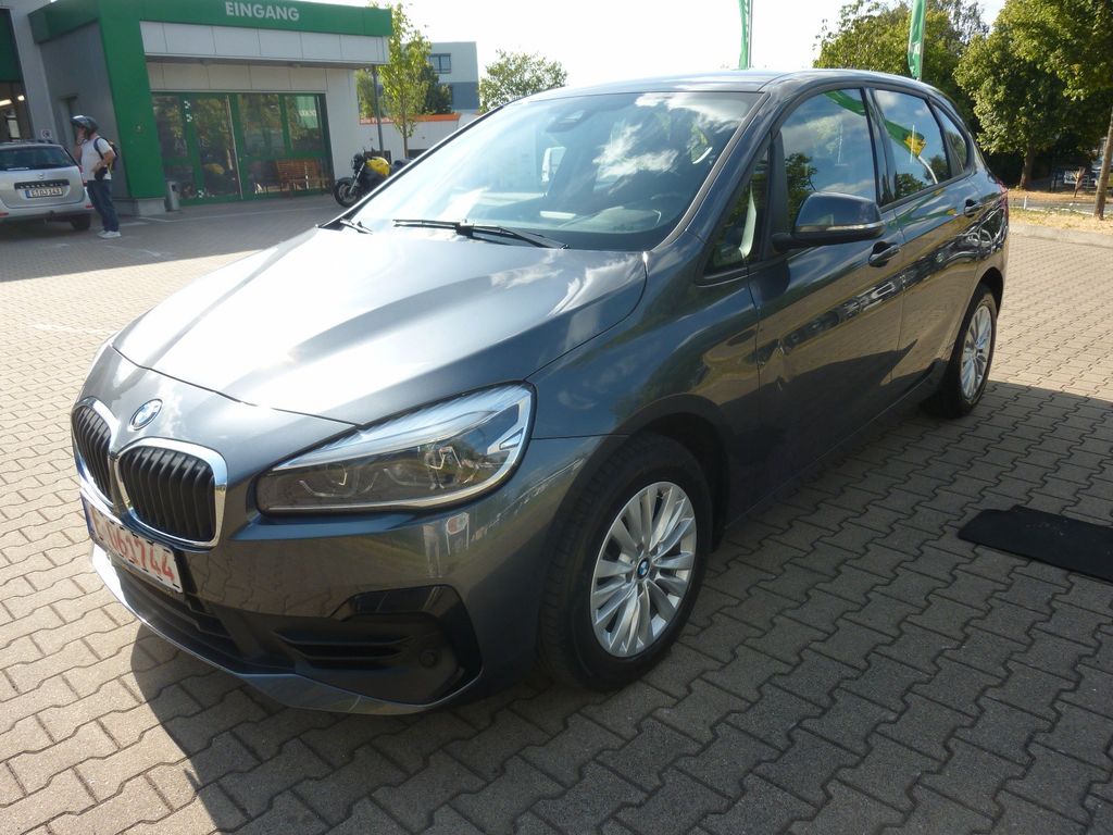 Image of BMW 218