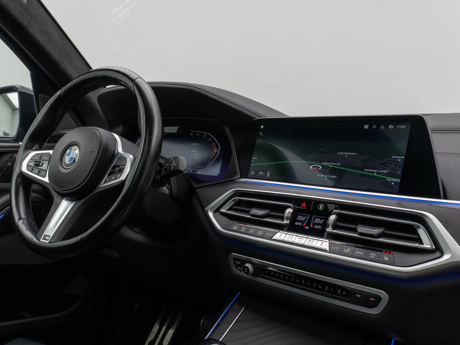 Fahrzeugabbildung BMW X7 xD40d M Sport Panorama 360°HUD DAB H/K SoftCL