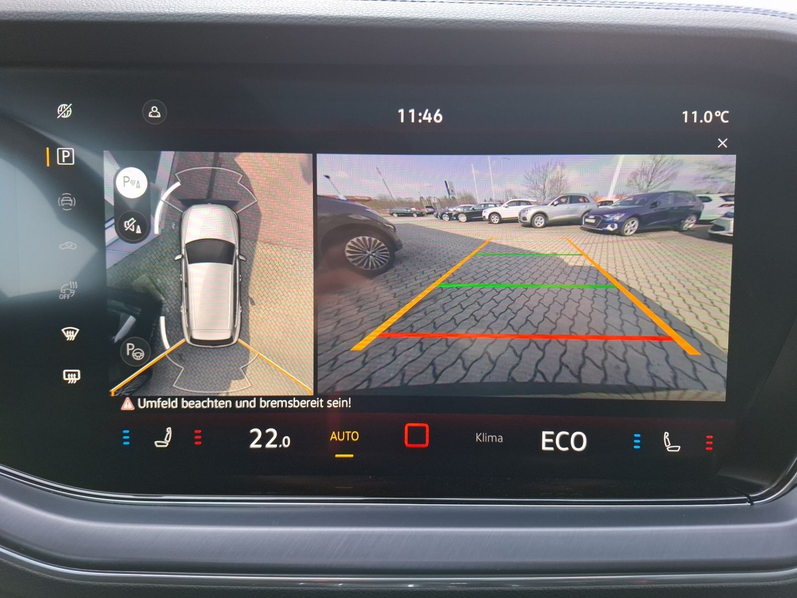 Fahrzeugabbildung Volkswagen Touareg TSI eHybrid R-Line 4M Matrix AHK Pano HU