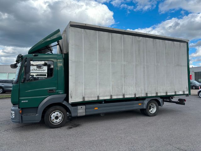 Mercedes-Benz Atego 823 L 2xSchiebeplane,Klima,Temp.