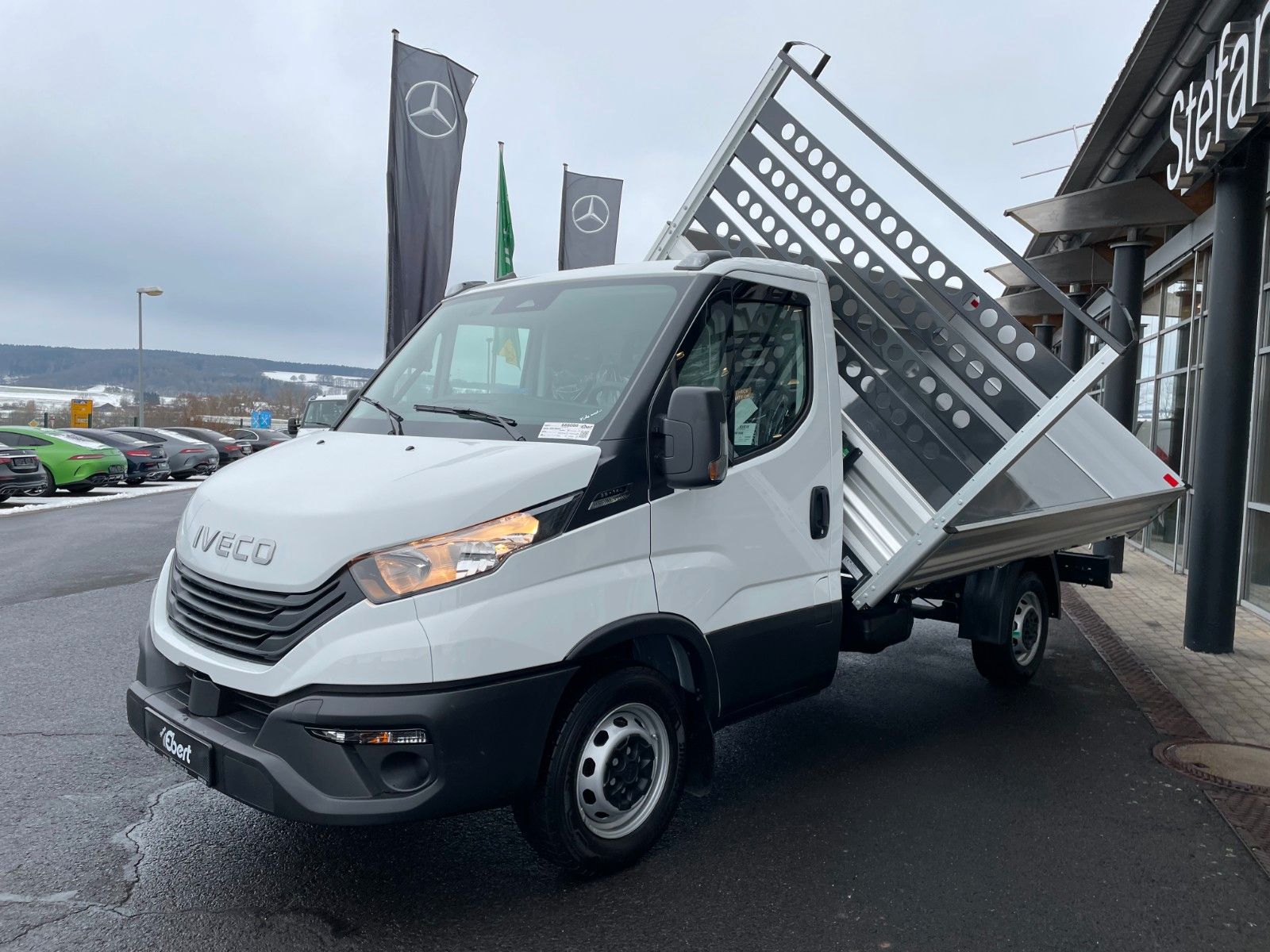 Fahrzeugabbildung Iveco Daily 35S14 A8*R3.450mm*Automatik*3Sitze*
