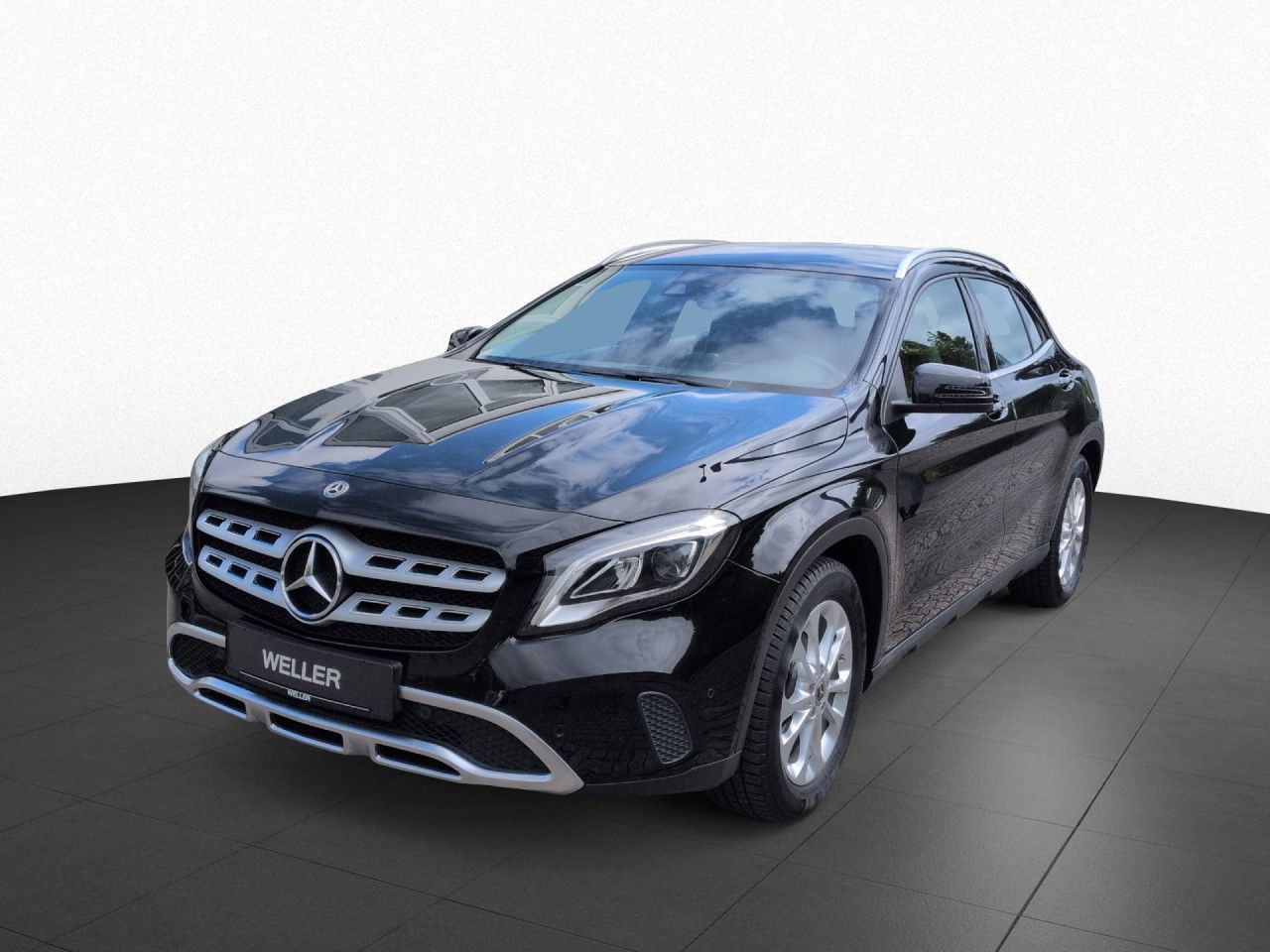 MERCEDES-BENZ Mercedes Benz GLA 180 / Klima / Navi. / Radio
