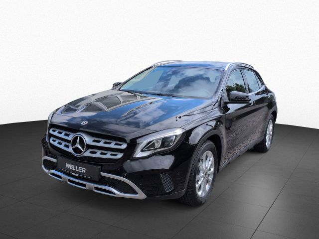 MERCEDES-BENZ Mercedes Benz GLA 180 / Klima / Navi. / Radio