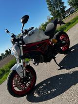 Ducati Monster 797 - DUCATI MONSTER 797