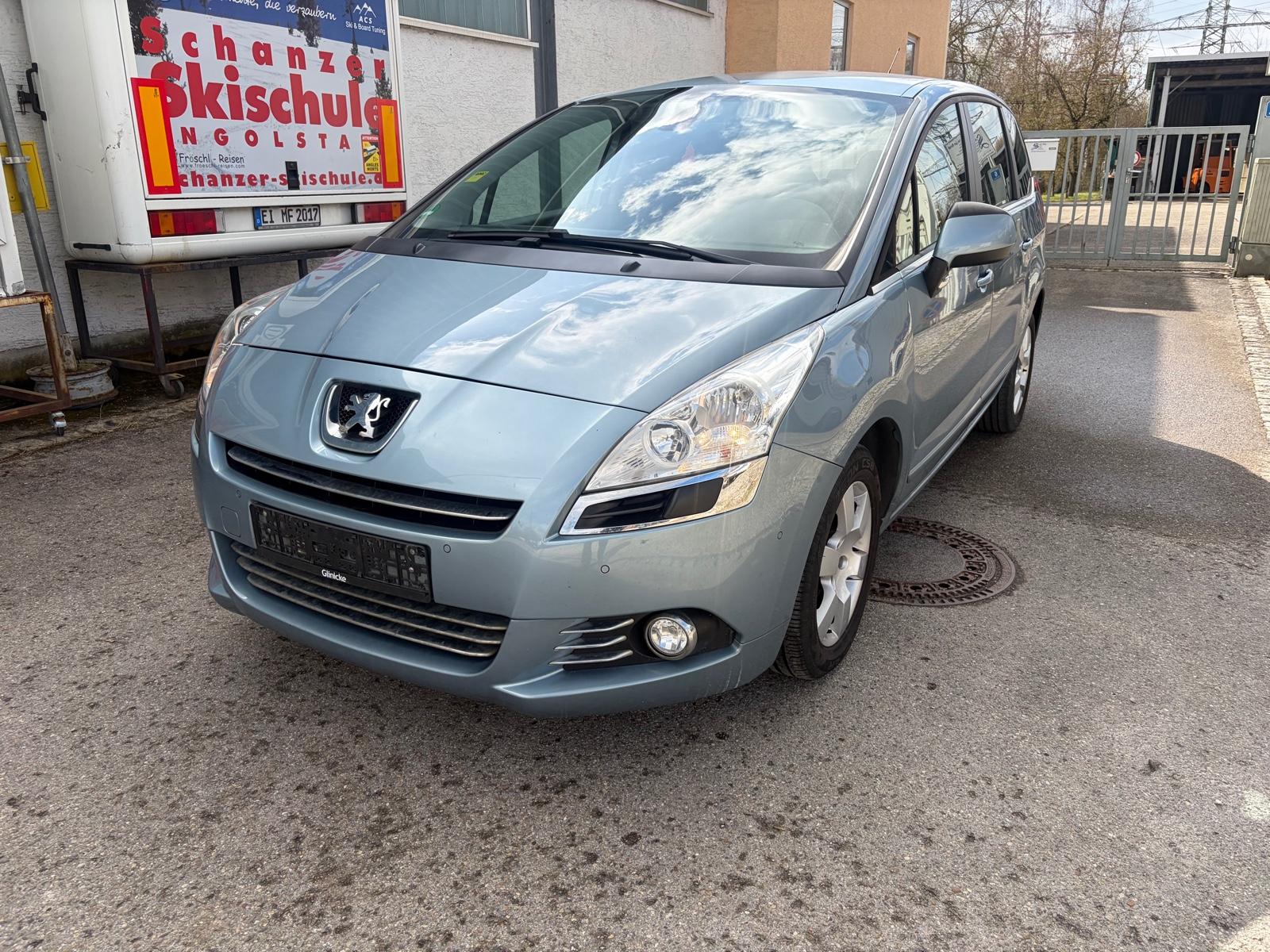 Peugeot 5008 Access *AUTOMATIK*AHK*TÜV NEU