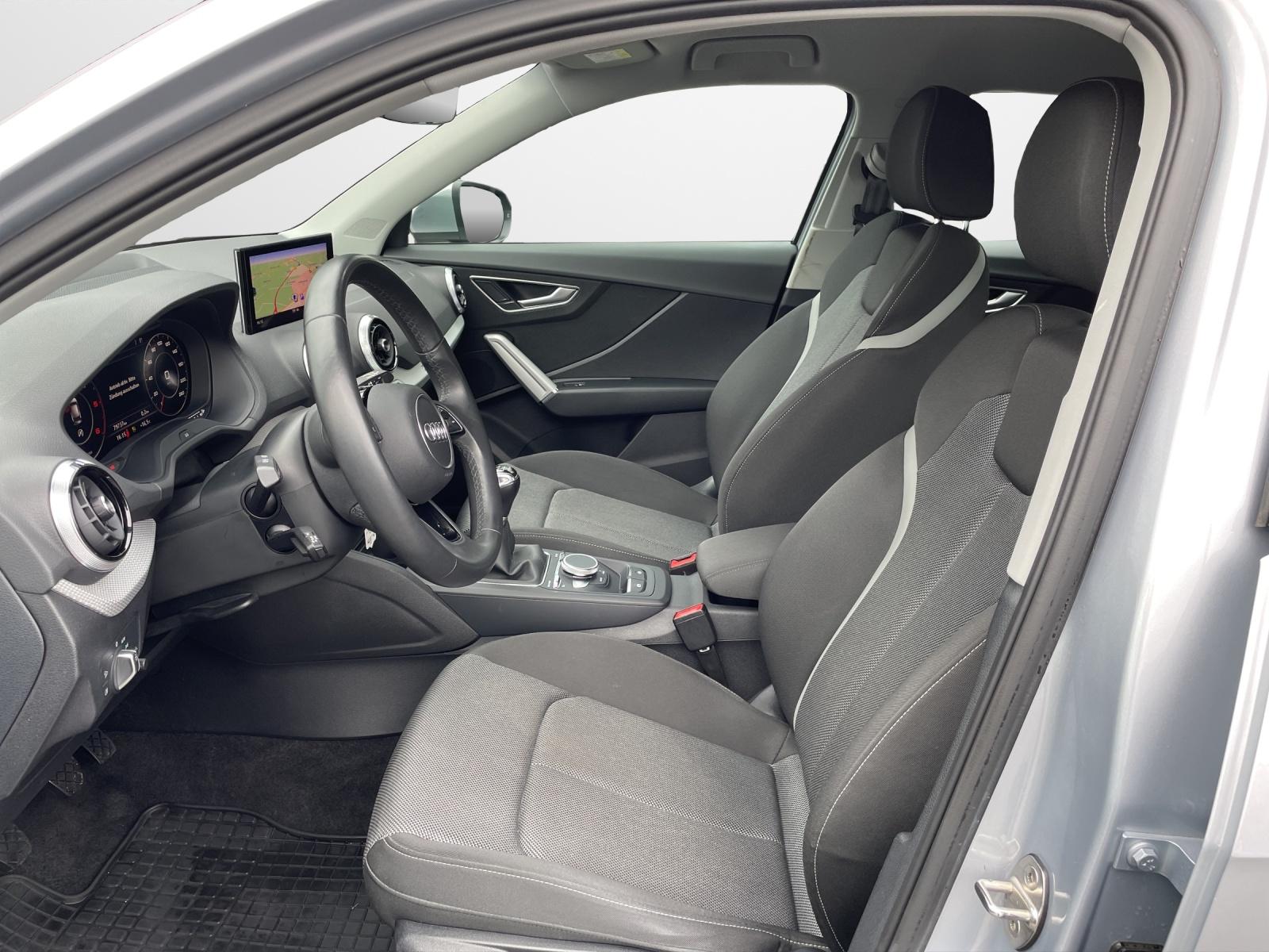 Audi Q2 30 TDI advanced Navi LED Kamera PDC LM Tempo, миниатюра 7