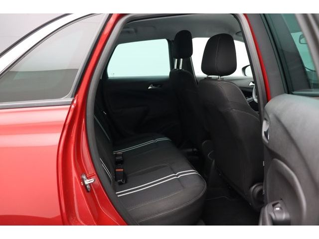 Fahrzeugabbildung Opel Crossland 1.2 Elegance AHK LED DAB AppleCP RK