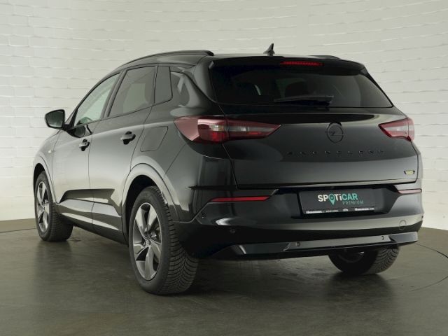Grandland GSe PHEV 4X4 AT+LED+RÜCKFAHRKAMERA+NAV