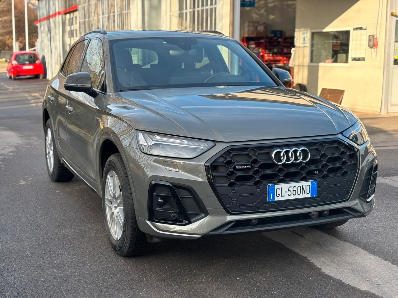 Audi Q5 40 TDI 204 CV quattro S tronic line imagem 3