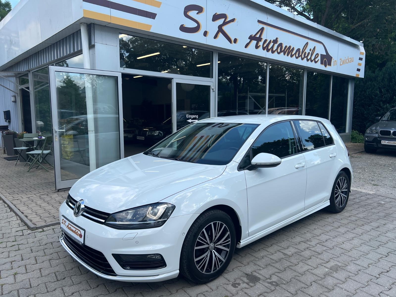 Volkswagen Golf VII 1.4 TSI 90kW BMT Highline R-Line