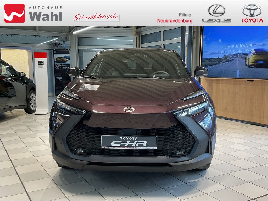 Toyota C-HR 2.0 Plug-In Hybrid FWD Team Deutschland imagem 2